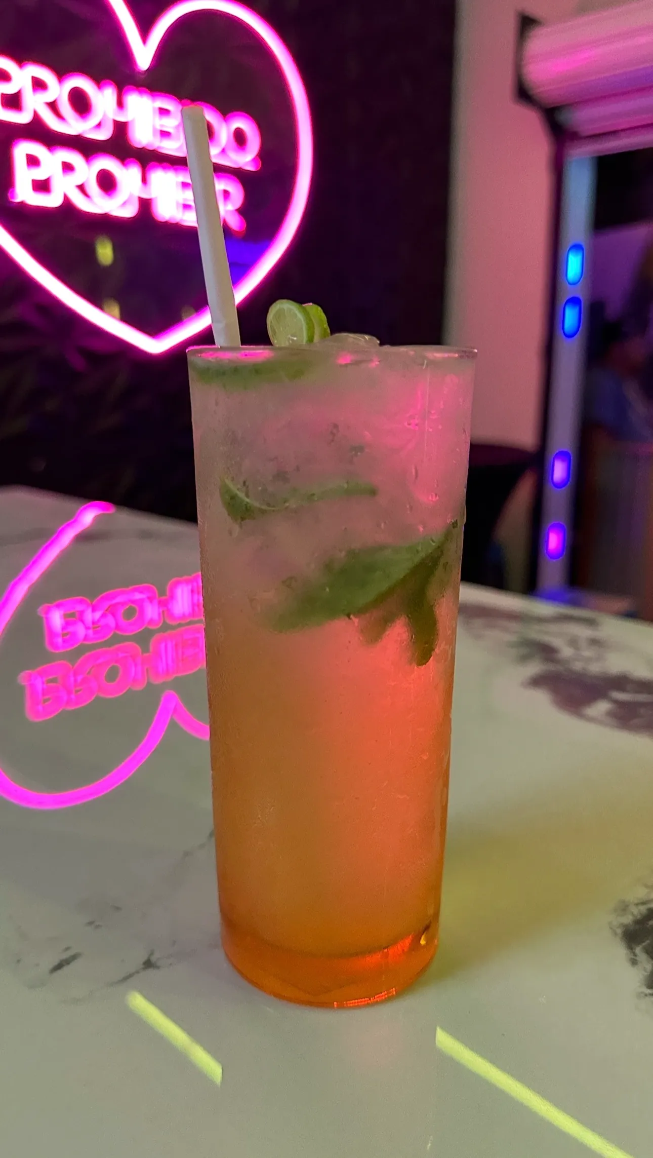 Mojito / citrus at Single's Bar